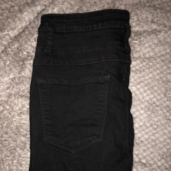 Black Heigh Waisted Charlotte Russe Jeans - Picture 5 of 5